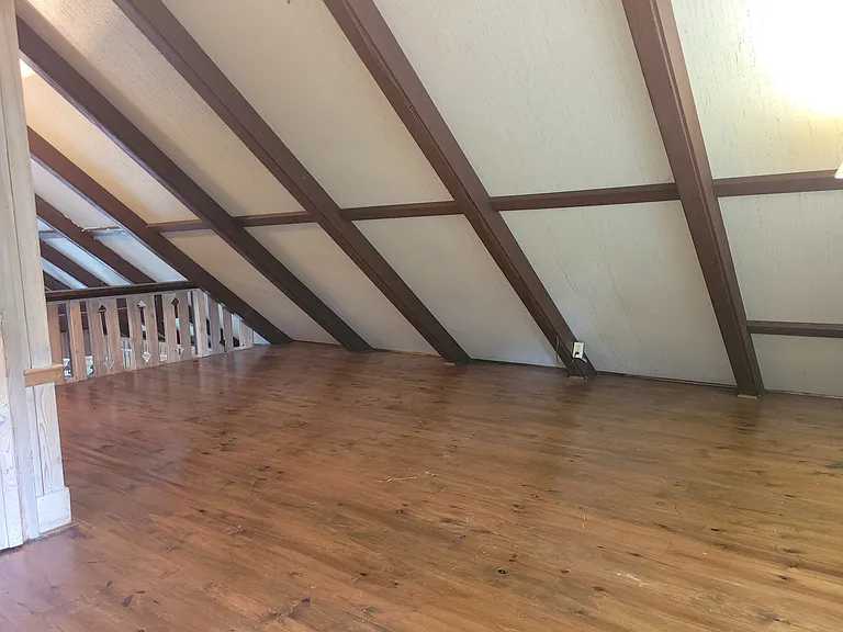 91 Chalet Cir — Photo 17