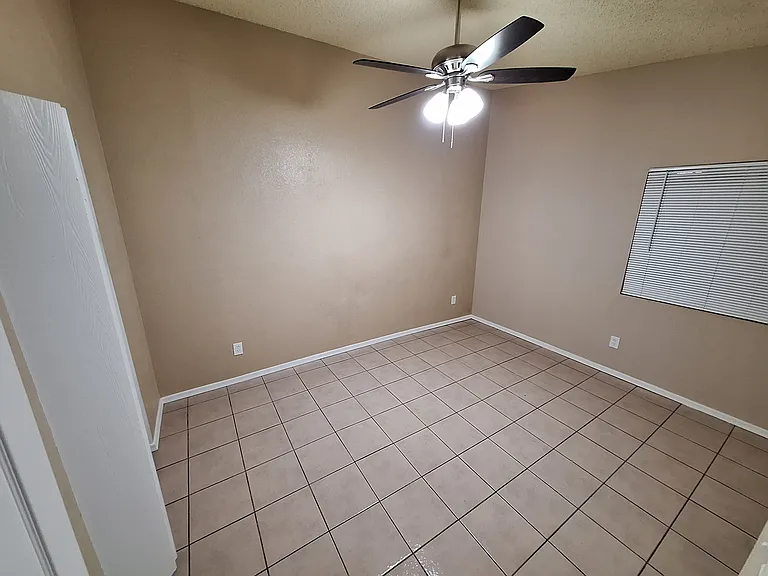 2 bedroom, 1 bath apartment in Apache Junction! — Photo 26