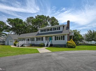 14 Triangle Rd, Hudgins, VA 23076