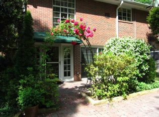 620 Manchester Ln, Homewood, AL 35209