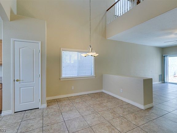 3rd image of 1527 Knudson Ct