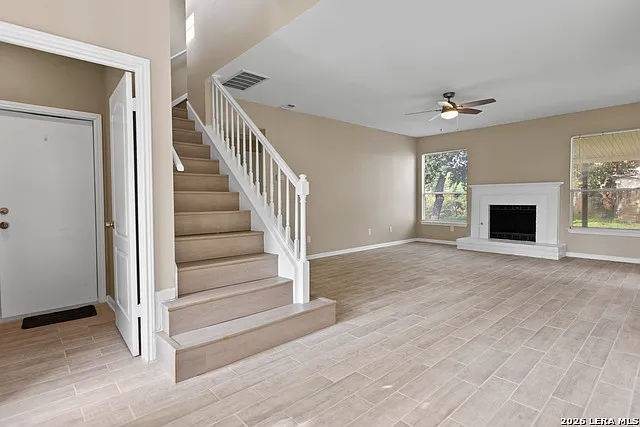 3 bed, 2.5 bath, 1710 sqft, $1,895 — Photo 4