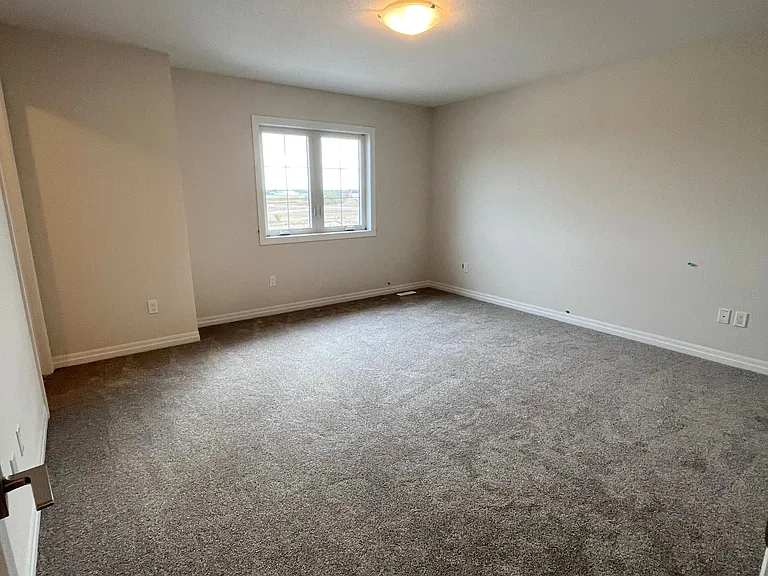 224 Renaissance Dr — Photo 13