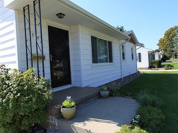2nd image of 1912 Bourland Ave