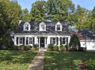 9 Crestwood Ln, Summit, NJ 07901