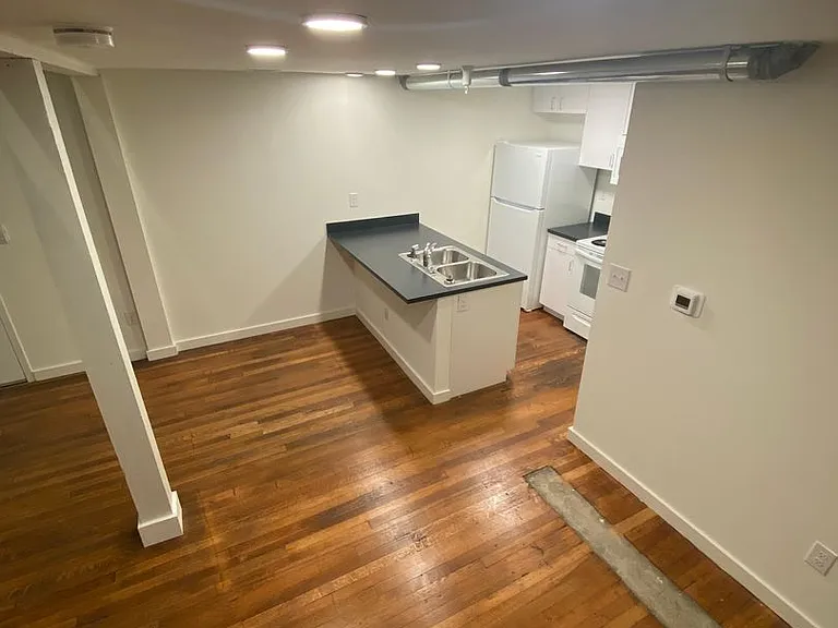 415 E. Grace Street — Photo 54