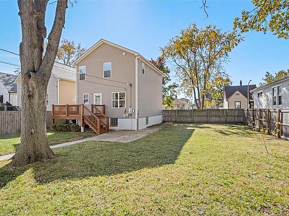 5th image of 4125 Burgen Ave