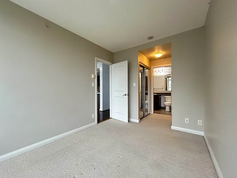 898 Carnarvon St #1506 — Photo 9