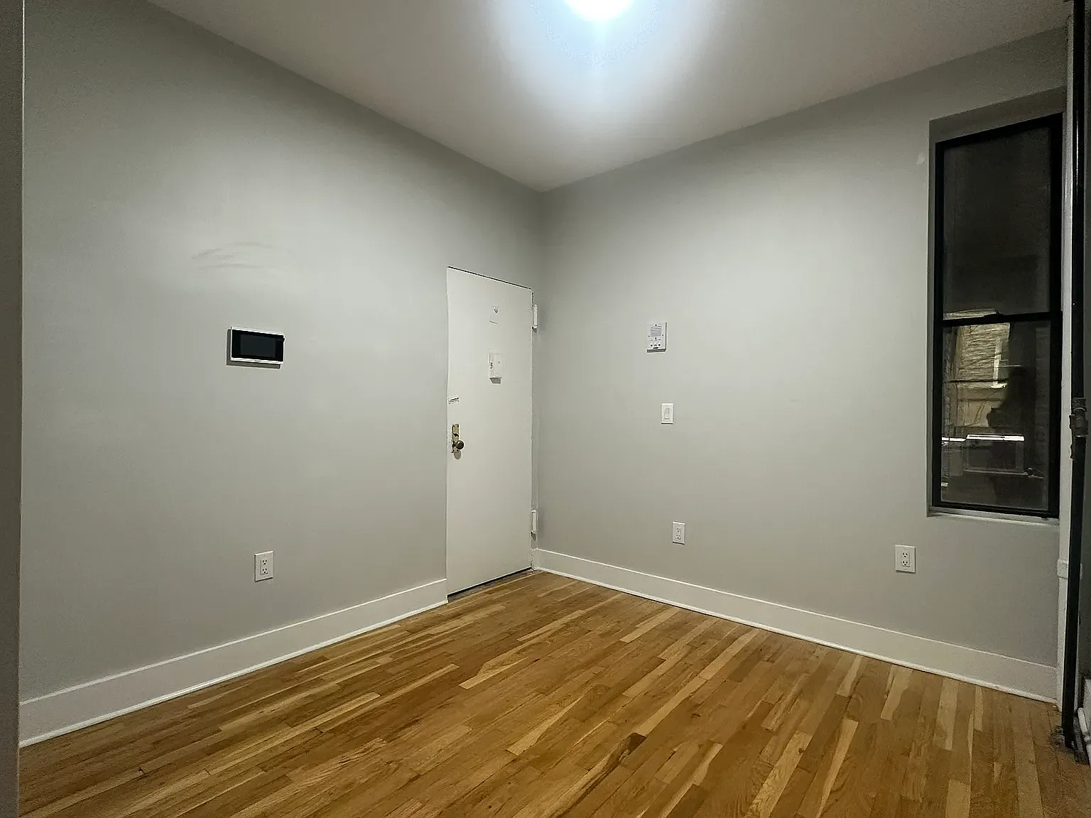 311 West 54th Street — Photo 3