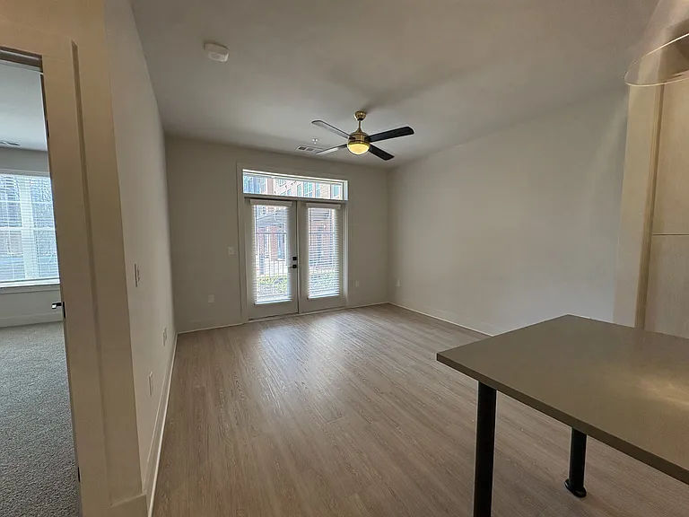 District on the Etowah Apartments — Photo 841