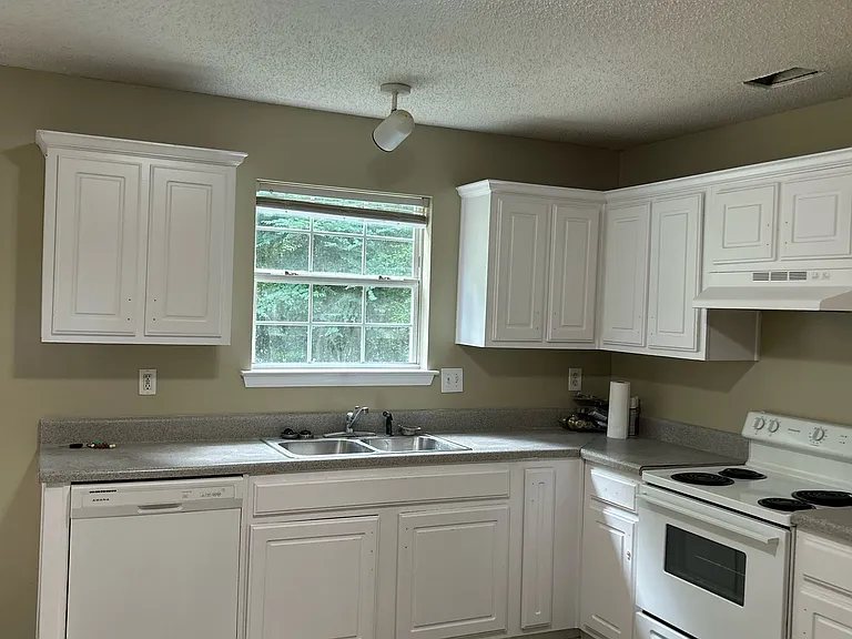 152 Galway Ln — Photo 5