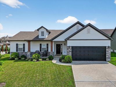 136 Hayfield Dr, Moscow Mills, MO, 63362
