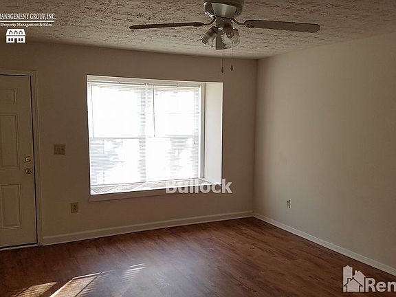5th image of 2912 Spruce Cir