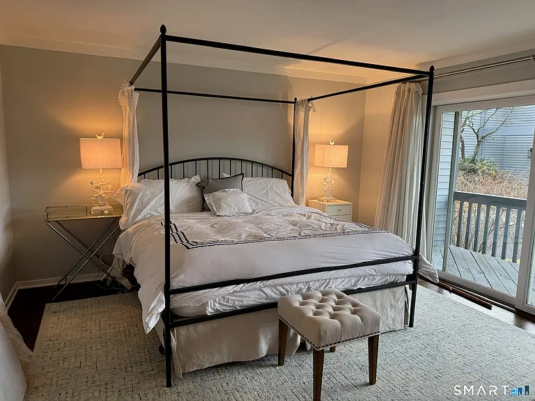 1 Island Dr #9 — Photo 17
