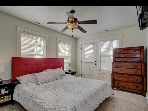 4th image of 6030 S Manzanita Way