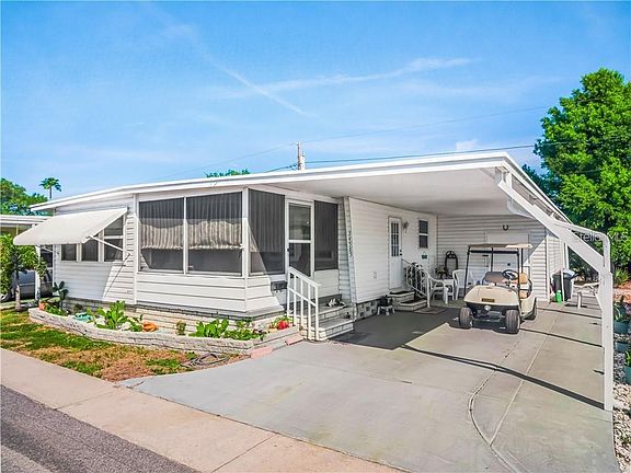 3rd image of 34585 Gardenia Dr