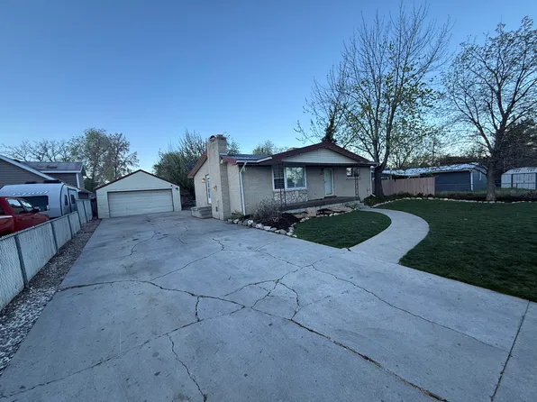 562 E 8800 S, Sandy, UT 84070
