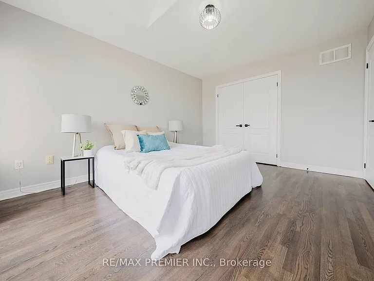 16 Saint Michele Pl #UPPER — Photo 37