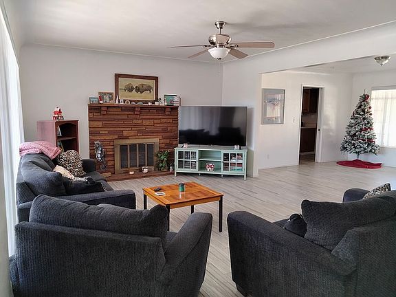 3rd image of 3463 E Bunell St
