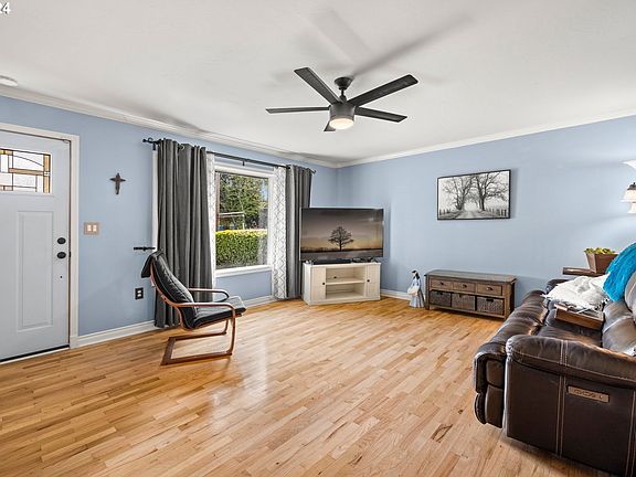 5th image of 2308 Sheridan Dr