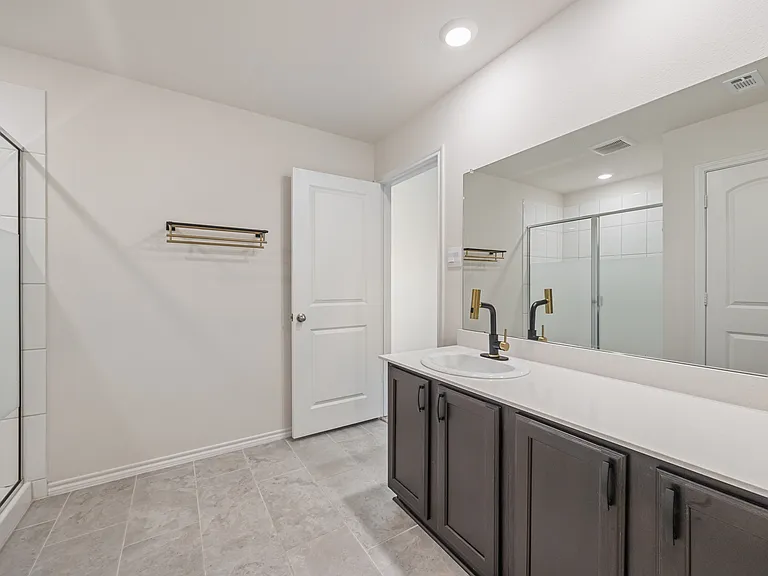 214 Crookedfield Dr — Photo 14