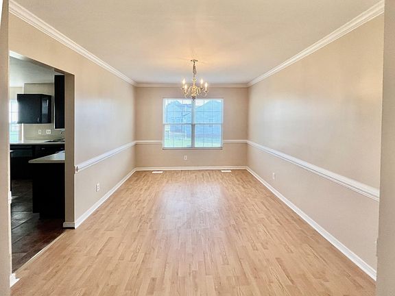5th image of 1509 Fawcett Ln