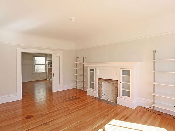 5th image of 4028A California St