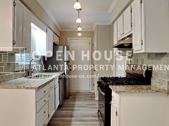 5th image of 5686 N Shores Way NW