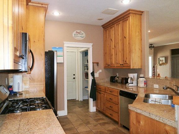 3rd image of 6164 Zachary Dr