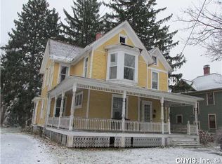 8 Johnston St, Seneca Falls, NY 13148