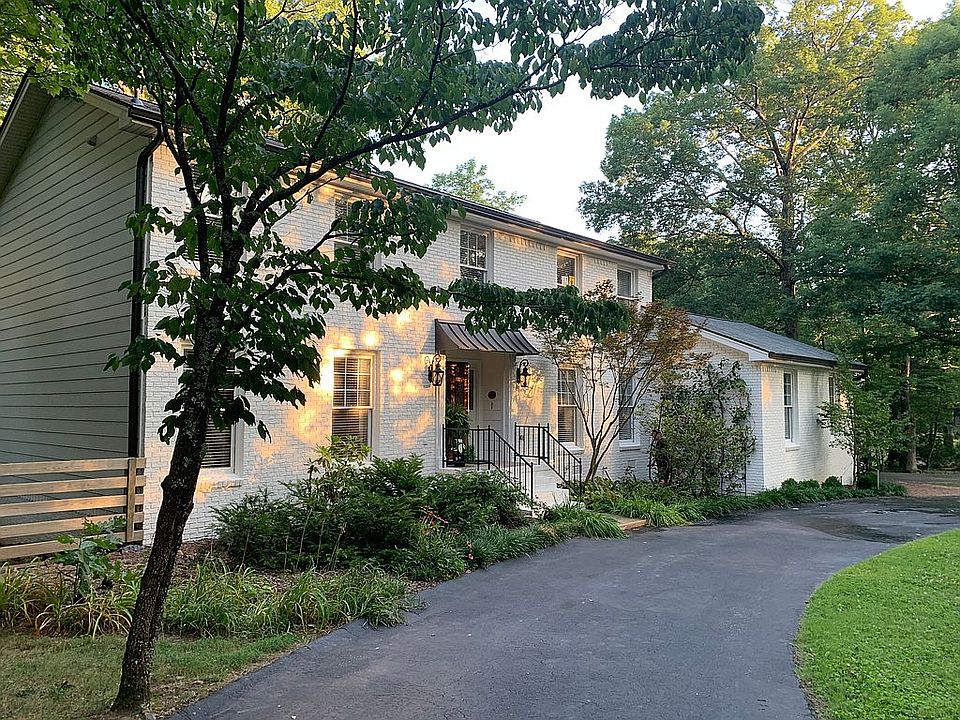 2nd image of 1 Rock Crest Ln