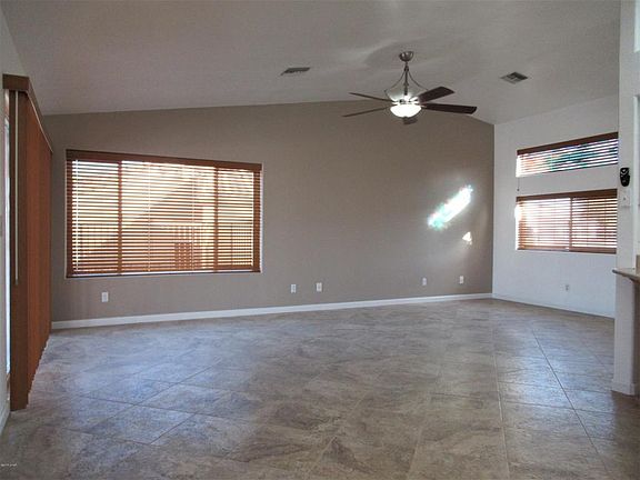 4th image of 3176 Palm Grove Dr