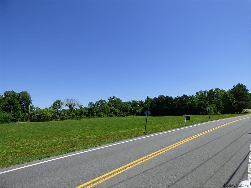 3rd image of 00 ASHDOWN Road