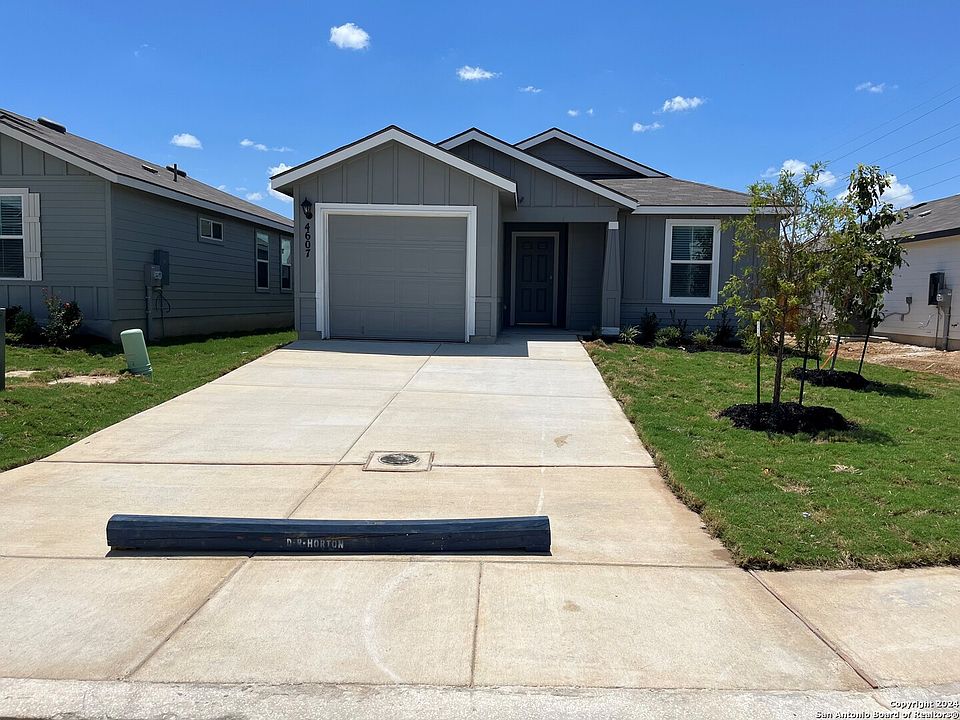 1st image of 4607 Daniel Creek