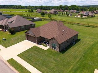 17 Palamino Dr, Vilonia, AR 72173