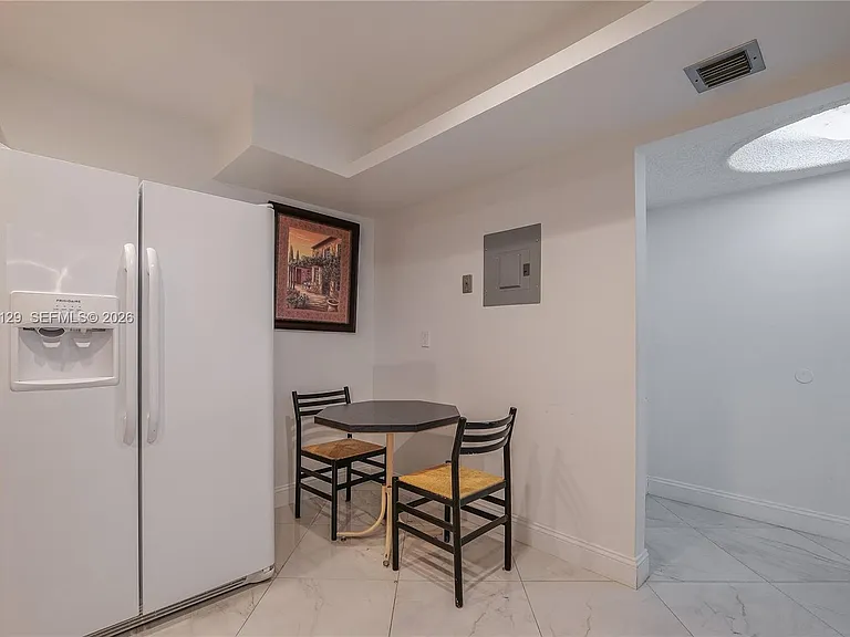 2401 S Ocean Dr #305 — Photo 11