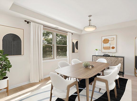 4th image of 1535 Park Ave APT 304