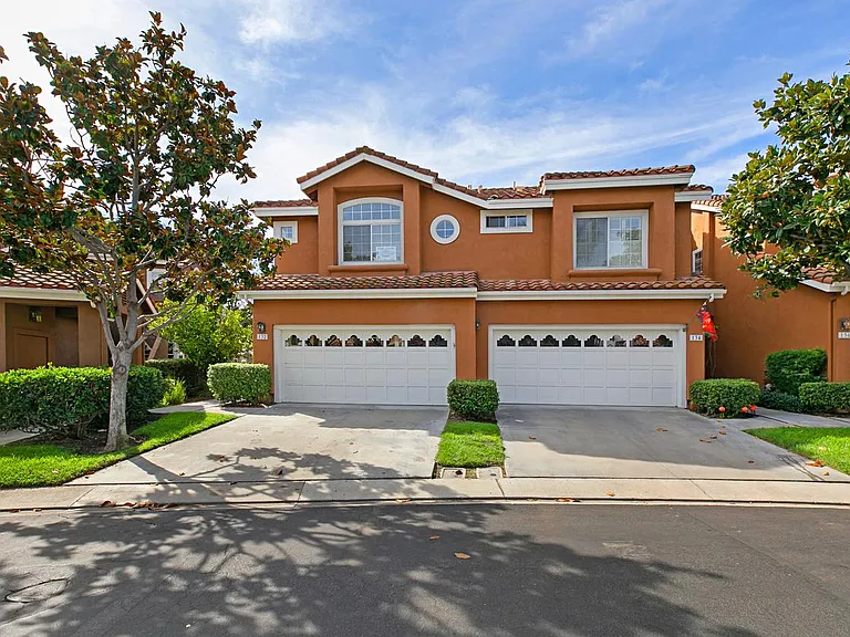 132 Matisse Cir — Photo 1