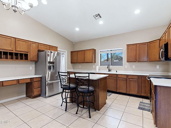 3rd image of 17318 N 19TH Terrace