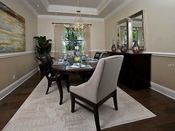 2nd image of 187 SE Calmo Cir
