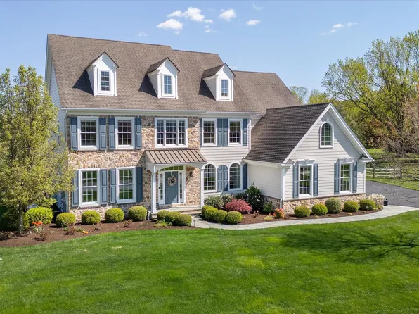 300 Laurali Dr, Kennett Square, PA 19348