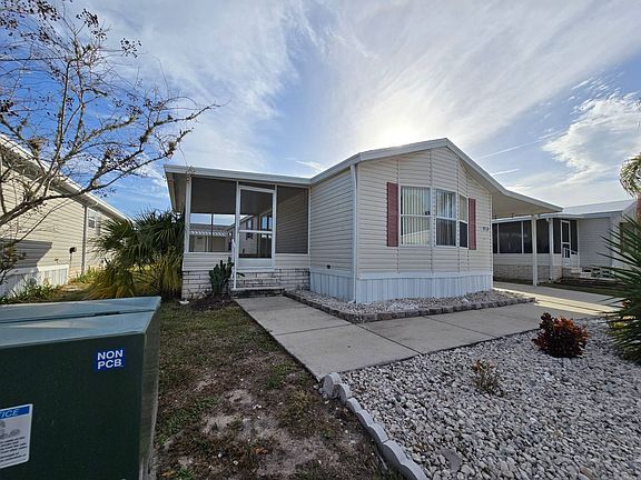 3rd image of 15128 Johansson Ave
