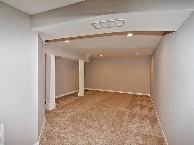 86 Regency Way SE — Photo 48