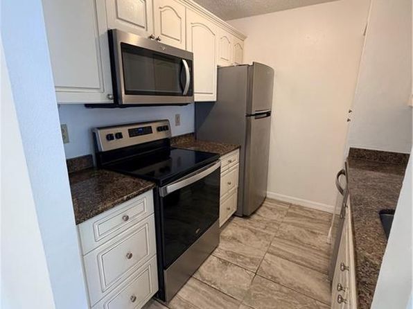 108 Santa Clara Dr APT 11