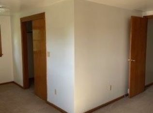 685 Owsley St #685, Masury, OH 44438