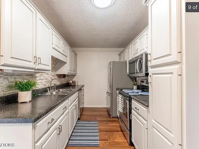 143 Fairhaven Dr — Photo 9