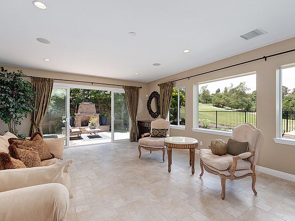 5th image of 57 Santa Barbara Dr