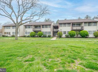 12 Avon Dr #J, Hightstown, NJ 08520