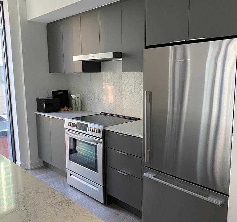 2nd image of 25 Richmond St E #406