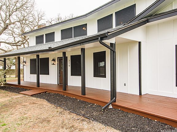4th image of 310 TAILWIND DR